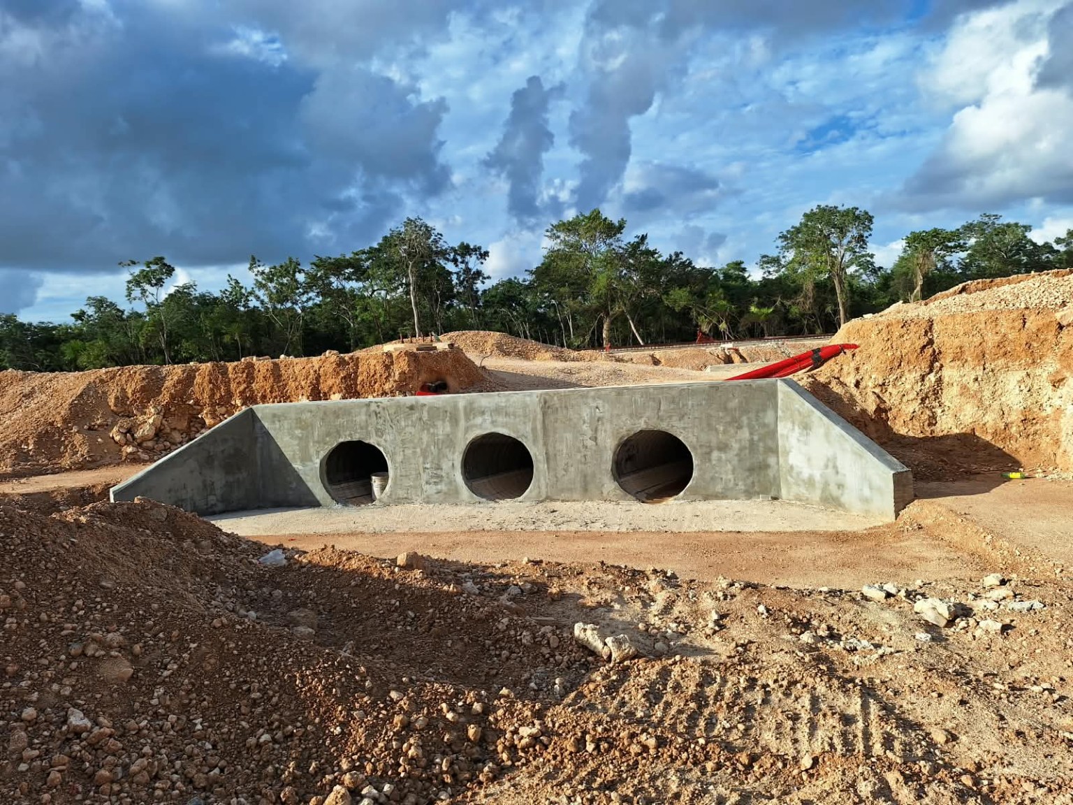 Material visual sobre obras civiles complementarias